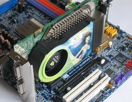 graphics-card-on-motherboard