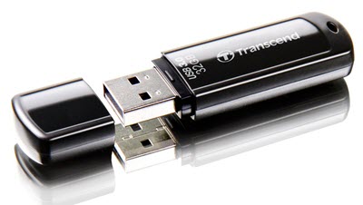 Transcend-JetFlash-700-USB-3.0-Pen-Drive-32GB
